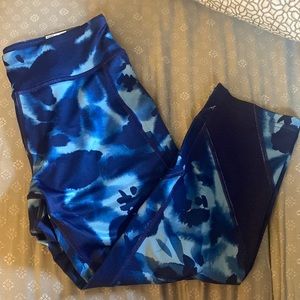 Tek gear workout capris. Brand new with tags. Petite medium size